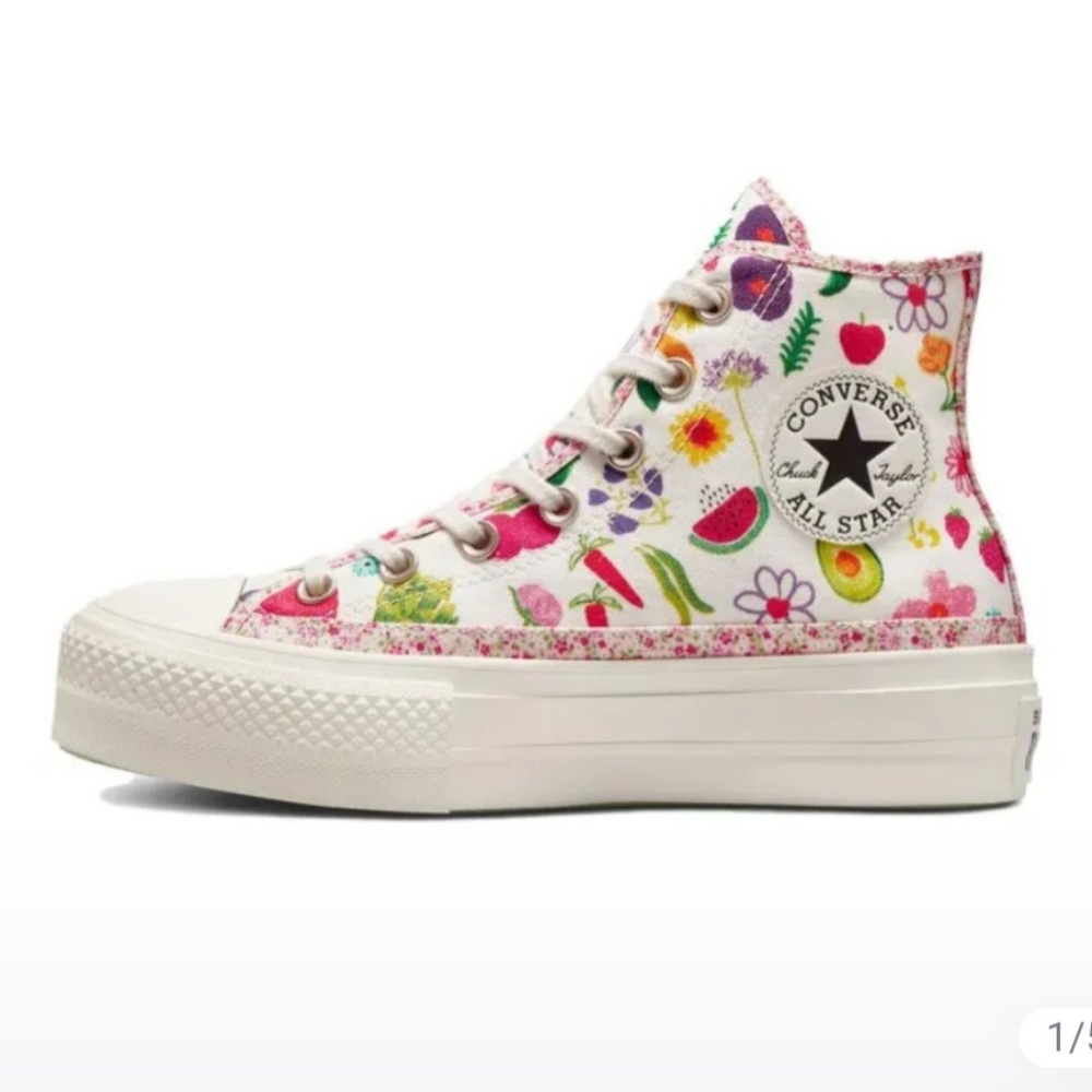 NWB Converse Chuck Taylor All Star Women's  Lift Platform High  Fruits & Floral